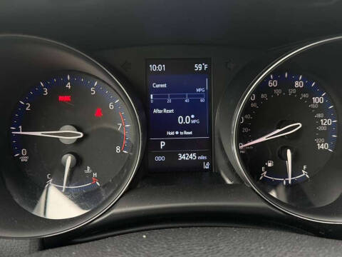 2020 Toyota C-HR LE