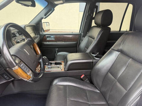 2014 Lincoln Navigator