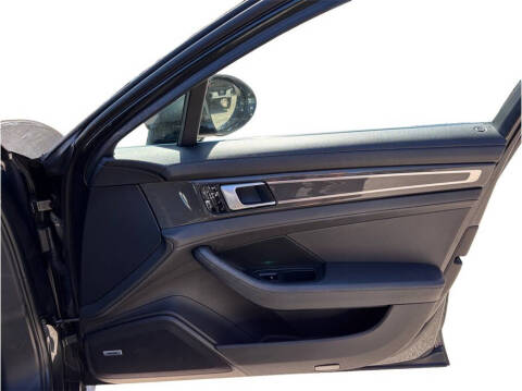 2017 Porsche Panamera 4S