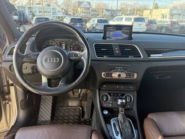 2016 Audi Q3 2.0T quattro Prestige