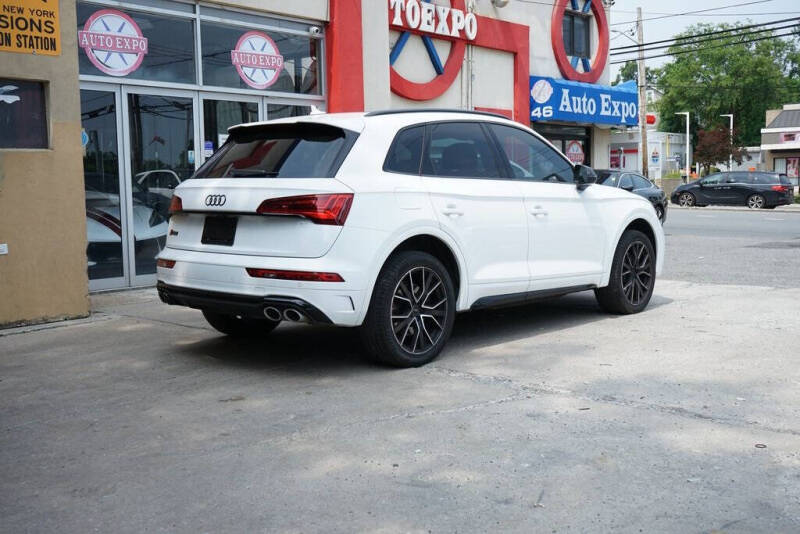 2022 Audi SQ5 3.0T quattro Premium Plus