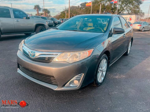 2014 Toyota Camry Hybrid XLE