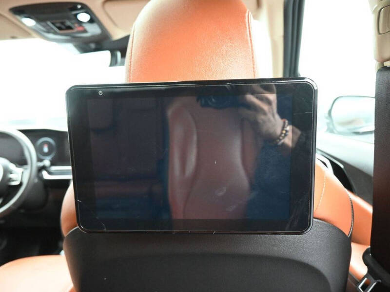 2024 Kia Carnival SX Prestige