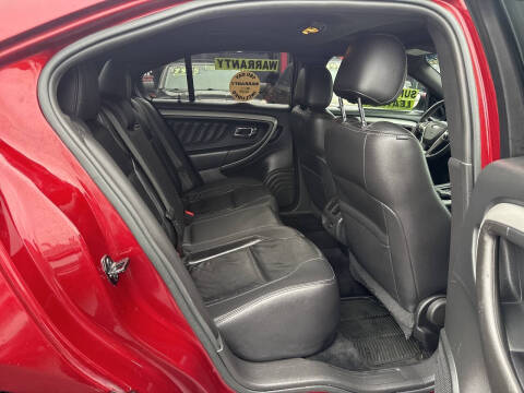 2018 Ford Taurus SEL