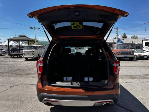 2017 Ford Explorer XLT