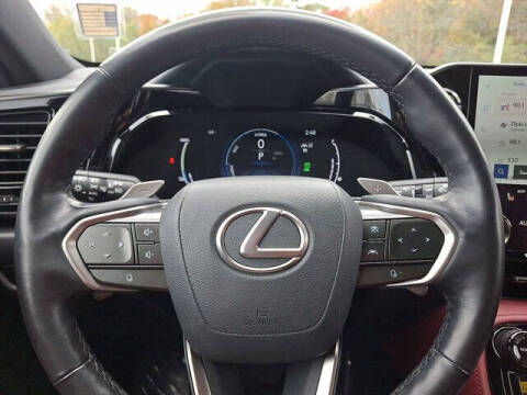 2022 Lexus NX 450h+