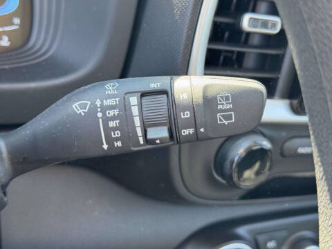 2024 Hyundai Venue SE