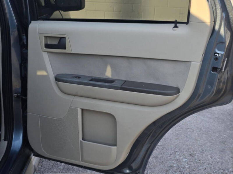 2011 Ford Escape XLT