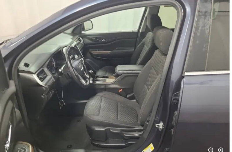 2019 GMC Acadia SLE-1