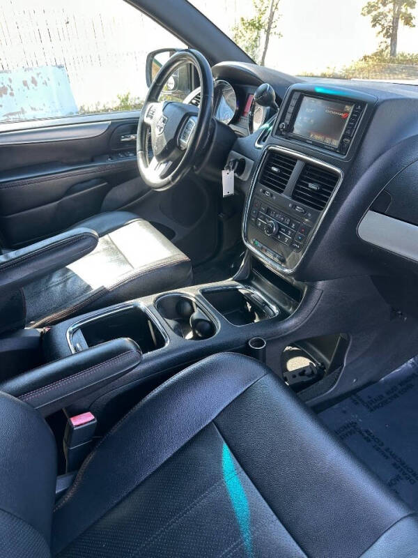 2015 Dodge Grand Caravan R/T