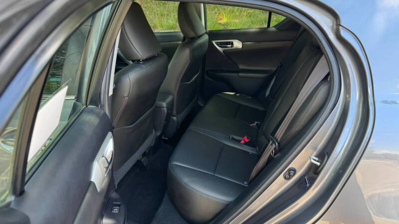 2013 Lexus CT 200h