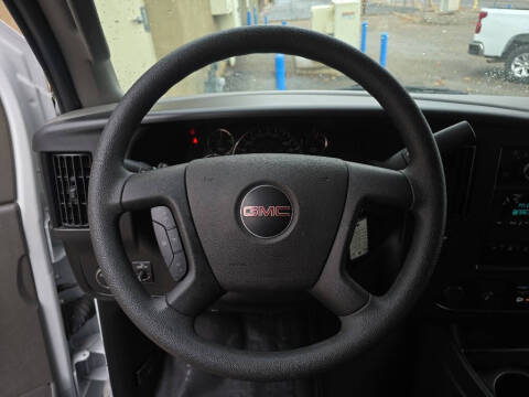 2024 GMC Savana 2500