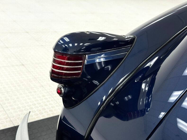 1937 Cadillac Series 62