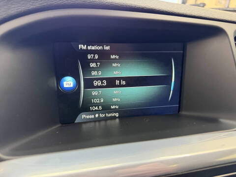 2016 Volvo V60 Cross Country T5