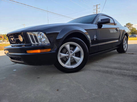 2007 Ford Mustang V6 Deluxe