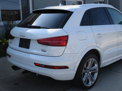 2016 Audi Q3 2.0T quattro Premium Plus