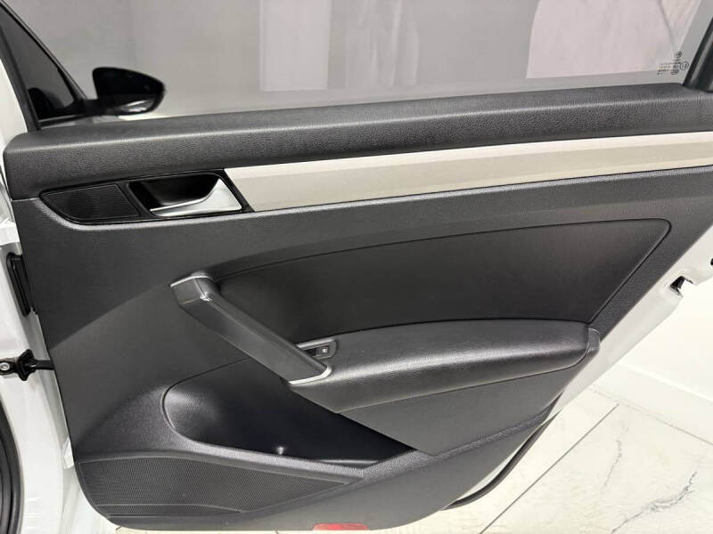 2020 Volkswagen Passat SE