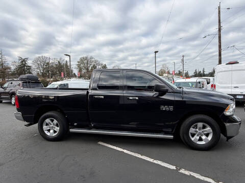 2017 RAM 1500 SLT