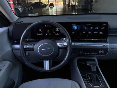 2025 Hyundai Kona SEL