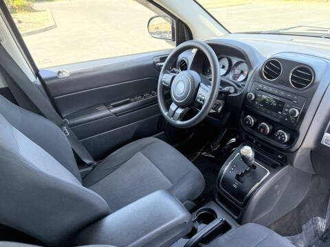 2016 Jeep Compass Sport