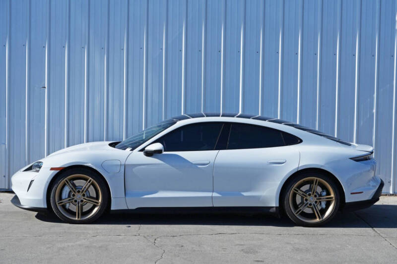 2022 Porsche Taycan 4S