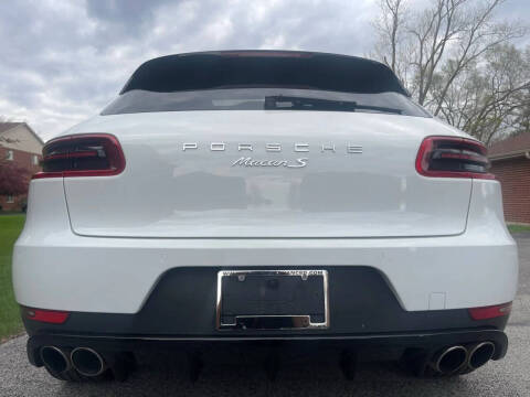 2017 Porsche Macan S