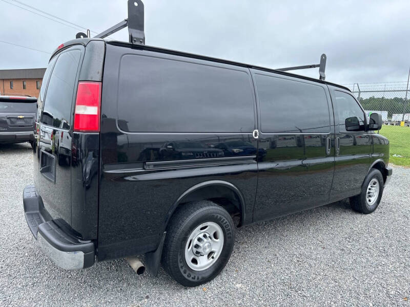 2017 Chevrolet Express 2500