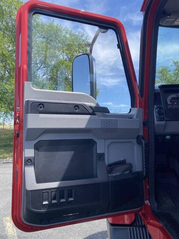 2024 Mack MD6