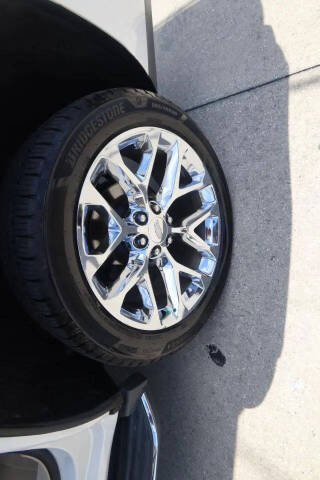 2016 Cadillac Escalade Luxury Collection