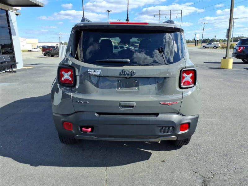 2021 Jeep Renegade Trailhawk