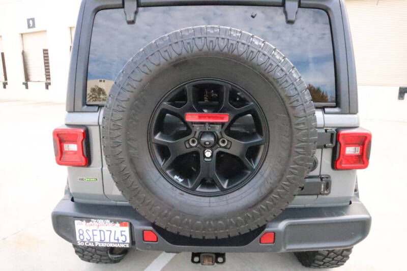 2020 Jeep Wrangler Unlimited Willys