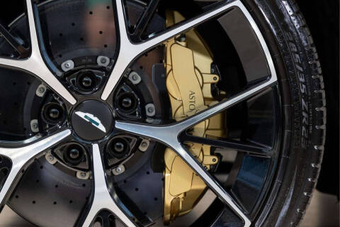 2025 Aston Martin DBX 707