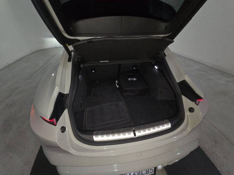 2024 Porsche Taycan GTS Sport Turismo