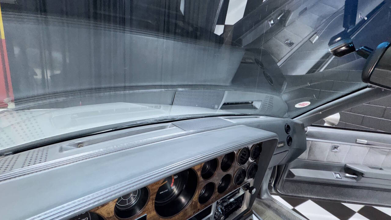 1986 Pontiac Grand Prix 18