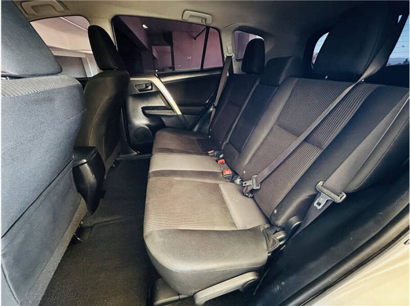 2014 Toyota RAV4 LE