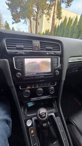 2016 Volkswagen Golf GTI SE