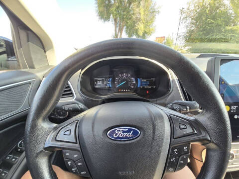 2022 Ford Edge SE