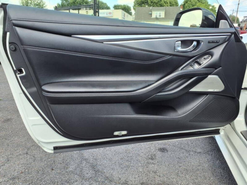 2018 Infiniti Q60 3.0T Luxe