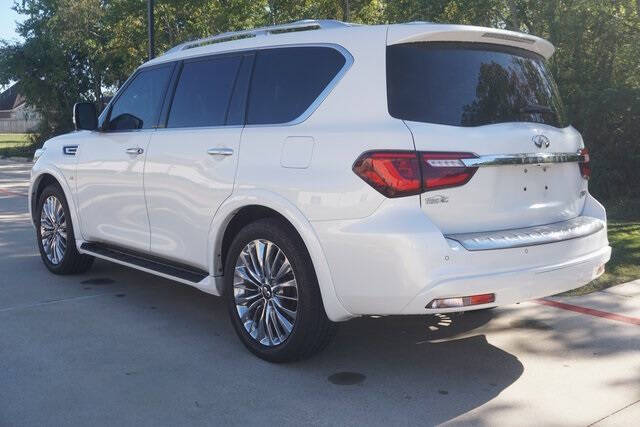 2019 Infiniti QX80 Luxe
