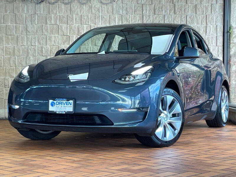 2023 Tesla Model Y Long Range