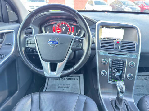 2016 Volvo XC60 T5 Drive-E Premier