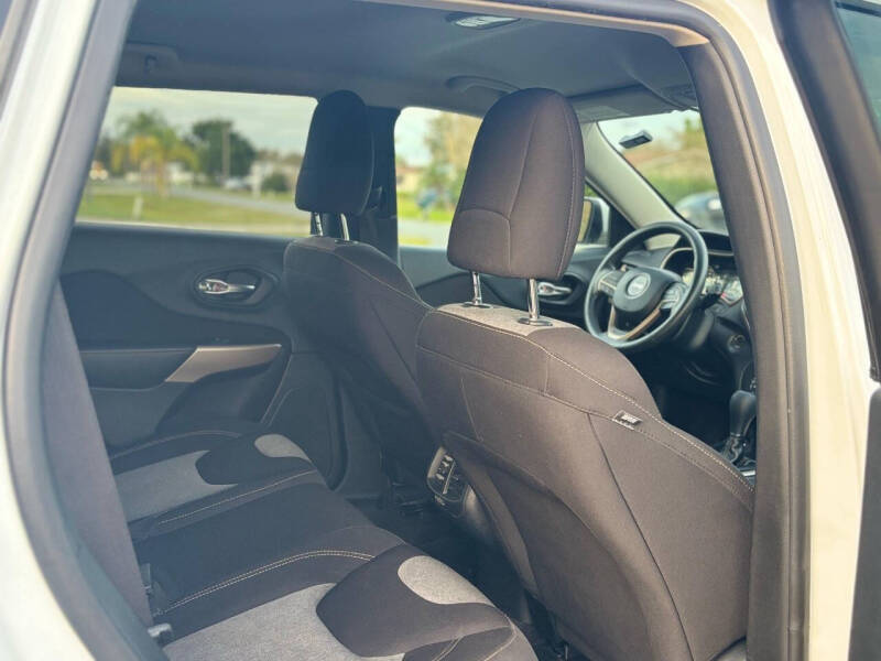 2018 Jeep Cherokee Latitude