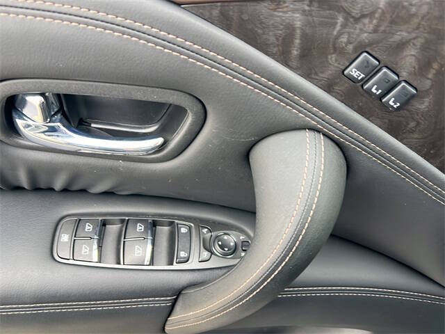 2024 Nissan Armada Platinum