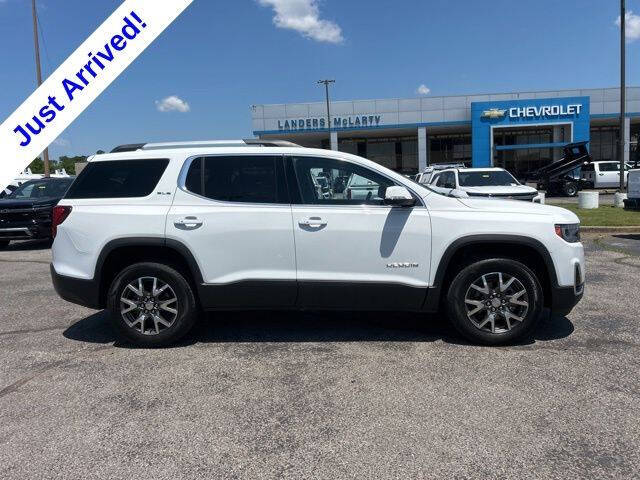2022 GMC Acadia SLE