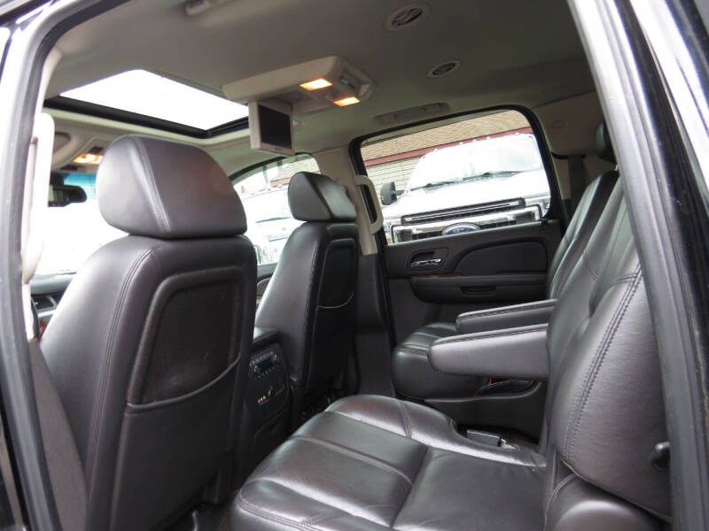 2008 Chevrolet Suburban LTZ