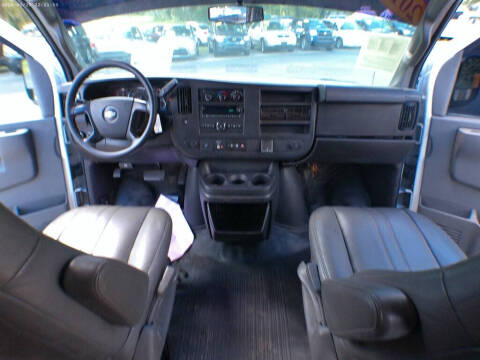 2016 Chevrolet Express 2500
