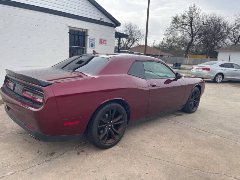 2018 Dodge Challenger SXT