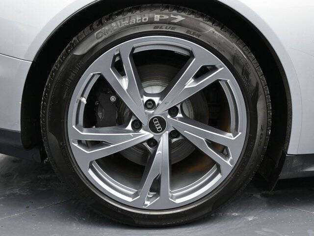 2022 Audi e-tron GT quattro Premium Plus