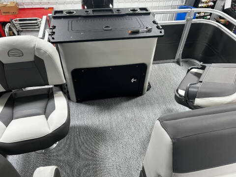 2026 Sun Tracker FISH BARGE 22 XP3