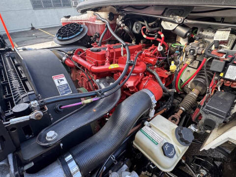 2018 Freightliner M2 106